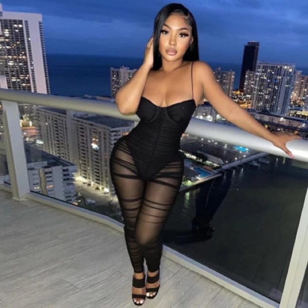 Mesh black jumper